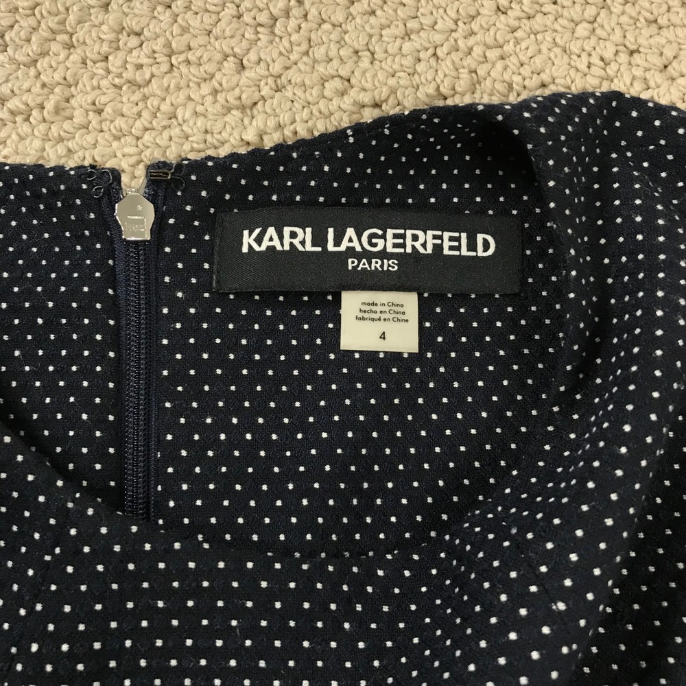 Karl Lagerfeld Paris Navy Polka Dot Cap Sleeve Sheath Dress Size 4 Button Pocket - Picture 3 of 8